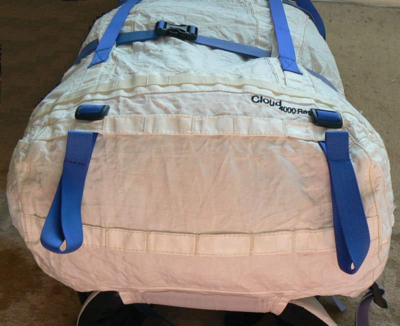 weasel.com: Review of Kelty Cloud 4000 Spectra Backpack